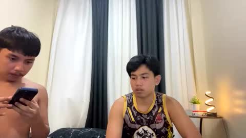 Snapshot of xcigbatecum chatting on 05.14.26 Charlie online show from 05.14.26