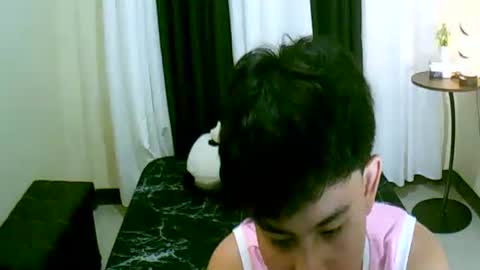 Snapshot of xcigbatecum chatting on 05.17.26 Charlie online show from 05.17.26