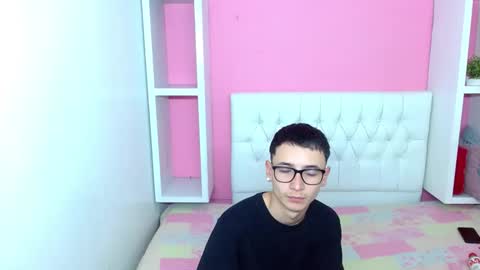 Snapshot of xcoupleplayxx chatting on 04.28.26 xcoupleplayxx online show from 04.28.26