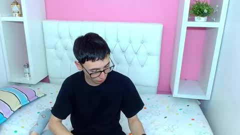 Snapshot of xcoupleplayxx chatting on 05.12.26 xcoupleplayxx online show from 05.12.26