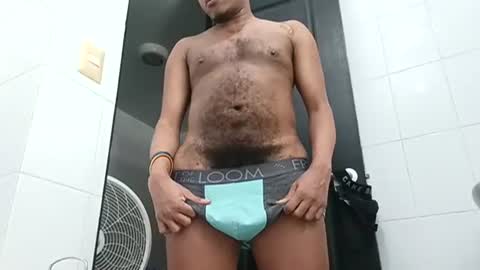 Snapshot of xcumbaby98 chatting on 12.21.25 Tate online show from 12.21.25