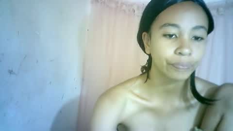 Snapshot of xenna610827 chatting on 01.24.25 xenna610827 online show from 01.24.25