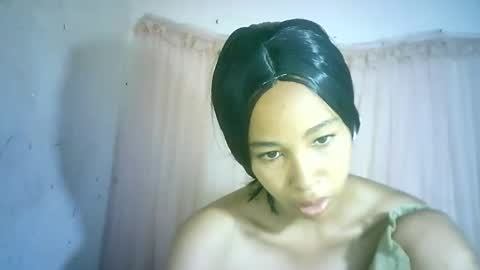 Snapshot of xenna610827 chatting on 01.24.25 xenna610827 online show from 01.24.25