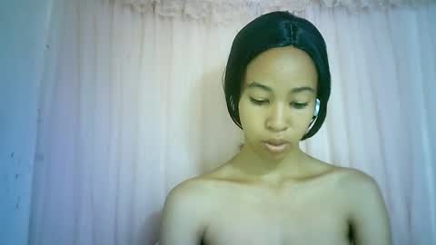 Snapshot of xenna610827 chatting on 01.29.25 xenna610827 online show from 01.29.25