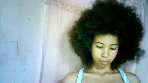 Snapshot of xenna610827 chatting on 02.25.25 xenna610827 online show from 02.25.25