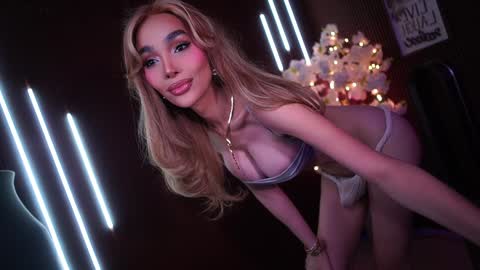 Snapshot of xforyoureyesonlyx chatting on 02.03.26 Anne online show from 02.03.26