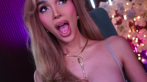 Snapshot of xforyoureyesonlyx chatting on 02.03.26 Anne online show from 02.03.26