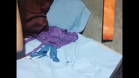 Snapshot of xhotskinny69x chatting on 01.14.26 xhotskinny69x online show from 01.14.26