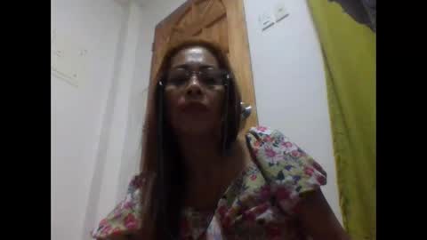 Snapshot of xhotskinny69x chatting on 02.18.26 xhotskinny69x online show from 02.18.26