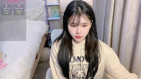 Snapshot of xiaomi_love chatting on 02.11.26 xiaomi_love online show from 02.11.26