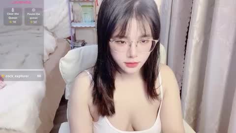 Snapshot of xiaomi_love chatting on 02.26.26 xiaomi_love online show from 02.26.26