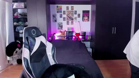 xIce Boy online show from 04.14.26