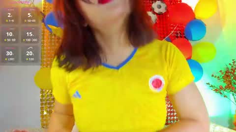 Snapshot of ximehot_69 chatting on 06.17.26 tifanny online show from 06.17.26