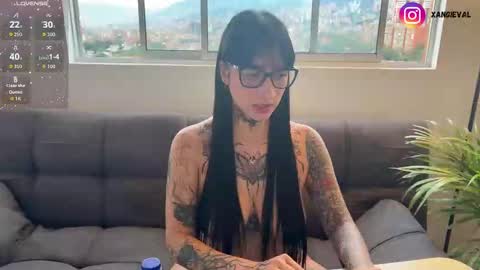 xisisxx online show from 09.12.25