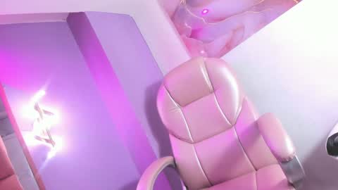 xjennyts online show from 10.11.25