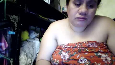 Snapshot of xjuicytits chatting on 02.13.26 xjuicytits online show from 02.13.26