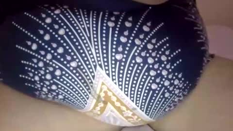 Snapshot of xjuicytits chatting on 02.18.26 xjuicytits online show from 02.18.26