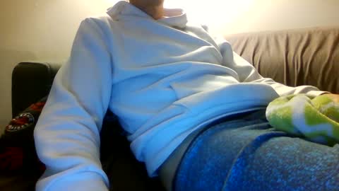 Snapshot of xjuskikinitx chatting on 10.06.25 Justin online show from 10.06.25