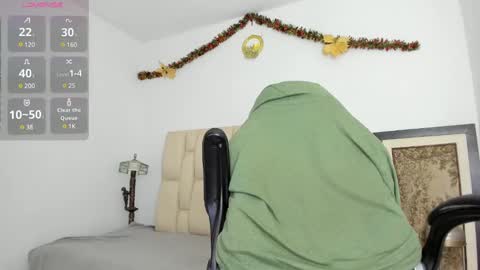 Snapshot of xkim_starx chatting on 12.14.24 welcome friends online show from 12.14.24