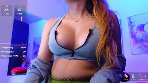 Snapshot of xkim_starx chatting on 02.19.25 welcome friends online show from 02.19.25