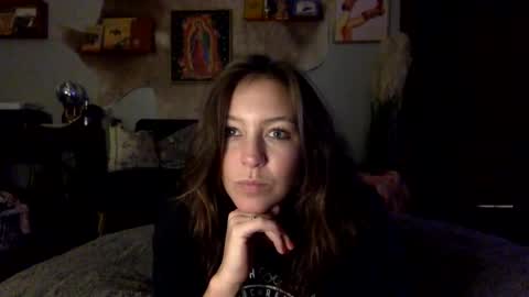 xLacyy online show from 10.23.25