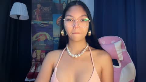 Snapshot of xmonica_cummerx chatting on 01.15.25 Sweet Monica online show from 01.15.25