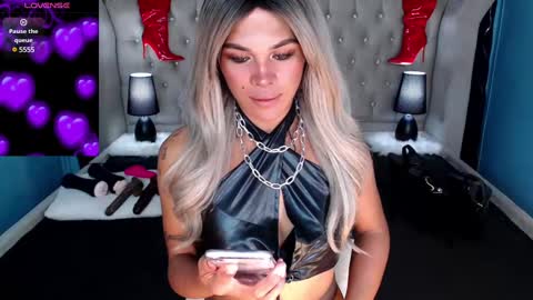 Snapshot of xnaughty_haileyx chatting on 03.03.25 Hailey online show from 03.03.25