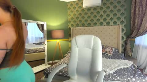 Monica online show from 01.21.25