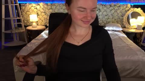 Snapshot of xo_monica chatting on 01.17.26 Monica online show from 01.17.26