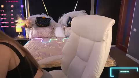 Snapshot of xo_monica chatting on 06.30.26 Monica online show from 06.30.26