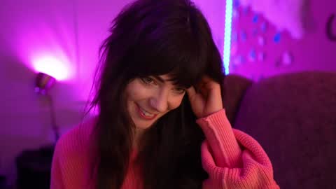 Snapshot of xobondaixo chatting on 12.18.24 Bella Bondai online show from 12.18.24