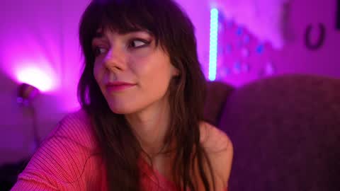 Snapshot of xobondaixo chatting on 12.18.24 Bella Bondai online show from 12.18.24