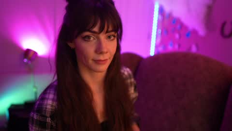 Snapshot of xobondaixo chatting on 12.19.24 Bella Bondai online show from 12.19.24