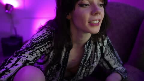 Snapshot of xobondaixo chatting on 01.28.25 Bella Bondai online show from 01.28.25