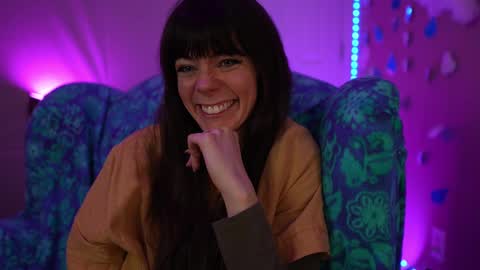 Snapshot of xobondaixo chatting on 03.04.25 Bella Bondai online show from 03.04.25