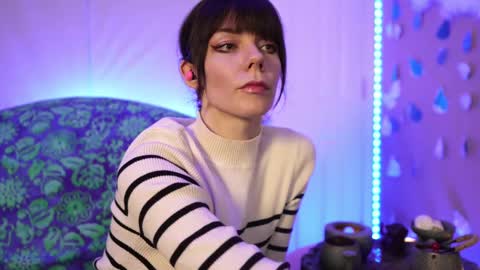 Snapshot of xobondaixo chatting on 03.11.25 Bella Bondai online show from 03.11.25