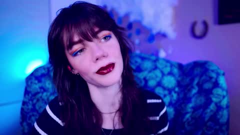 Bella Bondai online show from 10.23.25