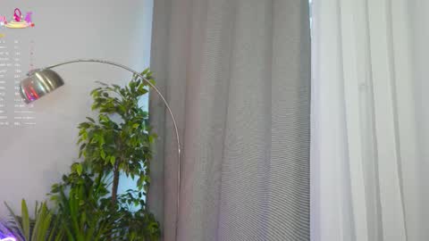 Milana online show from 10.16.25