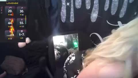 Snapshot of xoxo_chloechance_xoxo chatting on 02.01.26 Chloe online show from 02.01.26