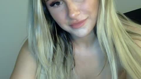 Lacey Loo online show from 06.21.26
