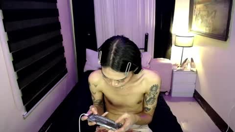 Snapshot of xseassonfantacyx chatting on 04.15.26 IGkenshee wow online show from 04.15.26