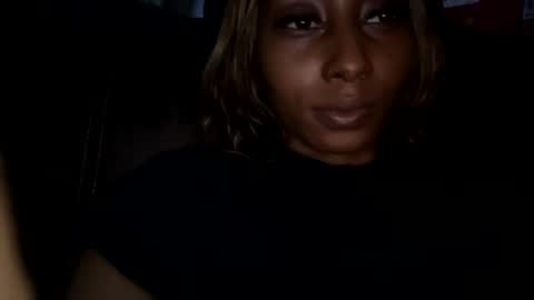 Snapshot of xsneakycouple chatting on 12.22.24 xsneakycouple online show from 12.22.24