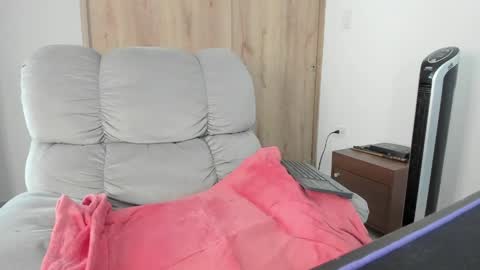 Snapshot of xspecialroomx chatting on 05.06.26 Hellen Sofia instagram hellen5546 online show from 05.06.26