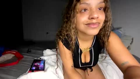 Snapshot of xstargazingx chatting on 12.12.24 xStarGazingx online show from 12.12.24