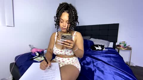 Snapshot of xstargazingx chatting on 02.08.25 xStarGazingx online show from 02.08.25