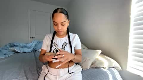 Snapshot of xstargazingx chatting on 02.21.25 xStarGazingx online show from 02.21.25