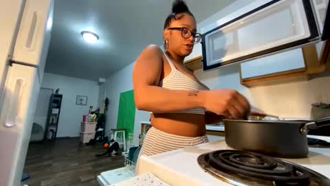 Snapshot of xstargazingx chatting on 03.02.25 xStarGazingx online show from 03.02.25