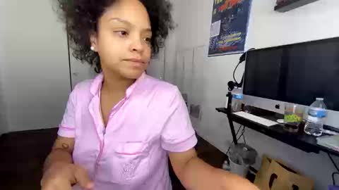 Snapshot of xstargazingx chatting on 10.10.25 xStarGazingx online show from 10.10.25