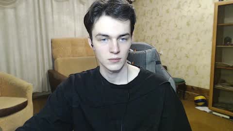 traqqq online show from 12.13.24