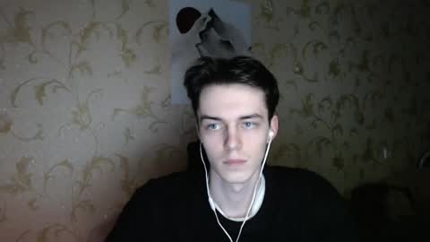Snapshot of xtraqqq chatting on 04.23.26 traqqq online show from 04.23.26